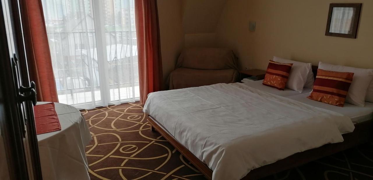 Pension Magnolia Trencin Exterior foto